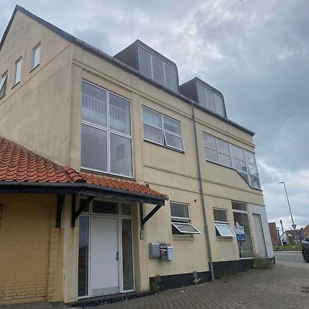3 Vaerelses Lejlighed Taet Faergen Hirtshals Exterior photo