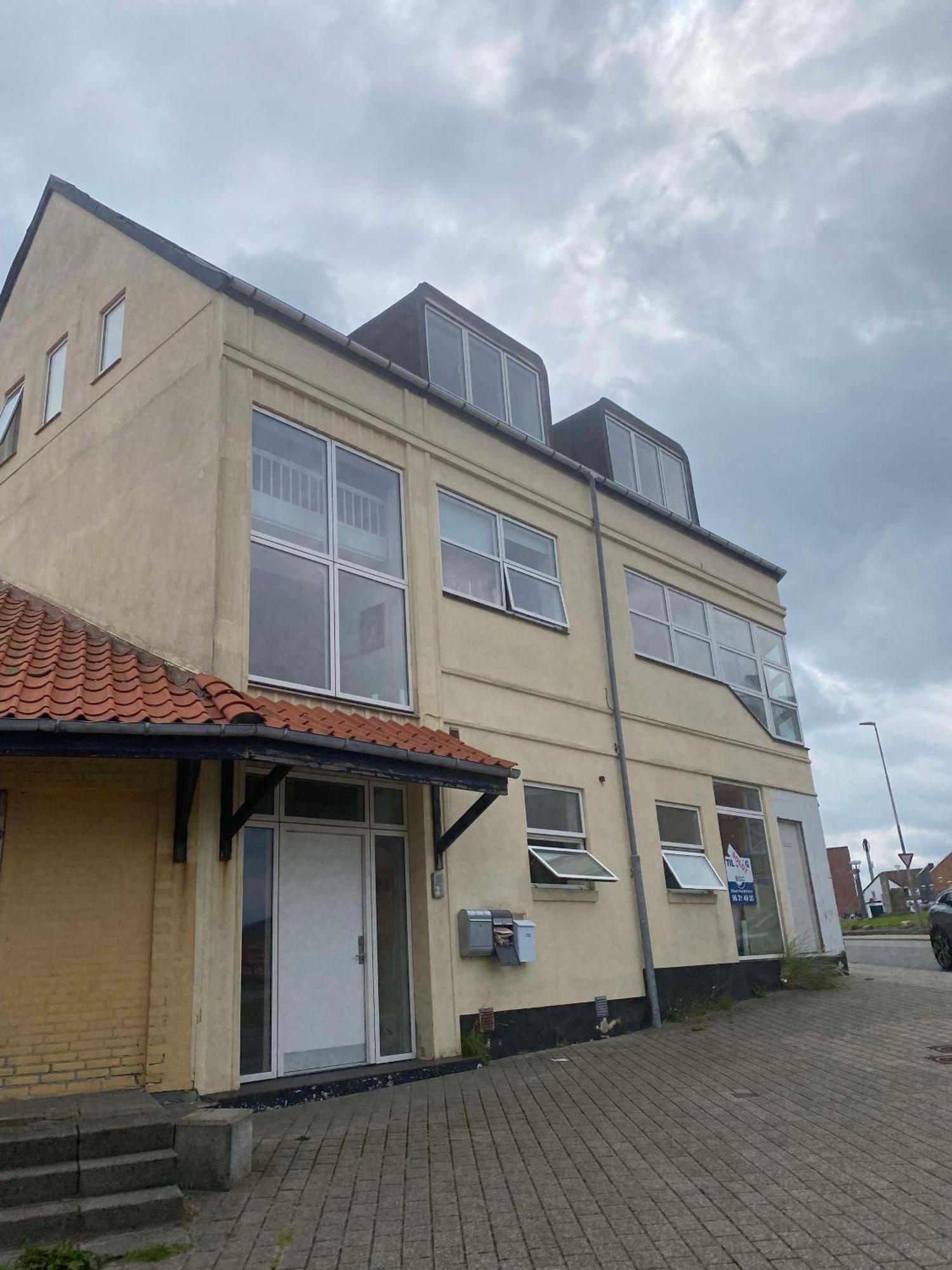 3 Vaerelses Lejlighed Taet Faergen Hirtshals Exterior photo